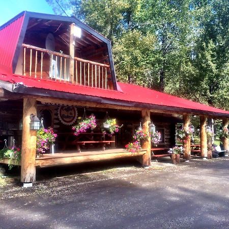 Tetsa River Lodge エクステリア 写真